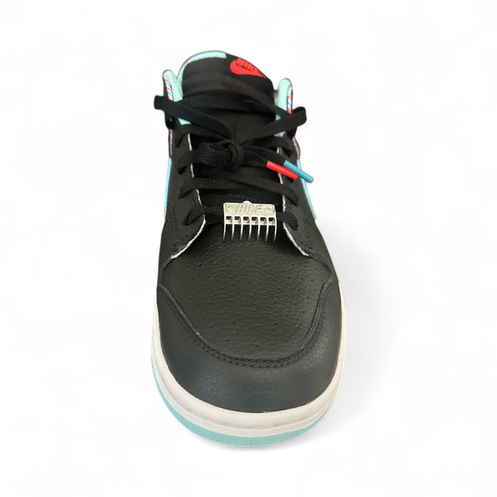 Nike Dunk Low SE Barber Shop Black