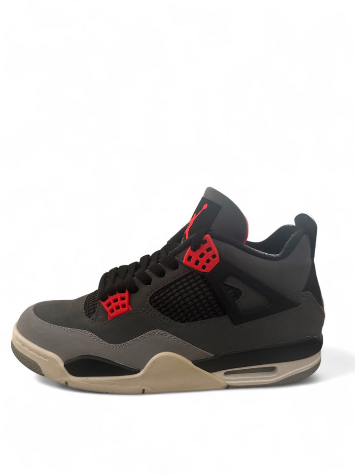 Jordan 4 Retro Infrared VNDS sneaker showcasing grey upper, black detailing, and bold Infrared accents.