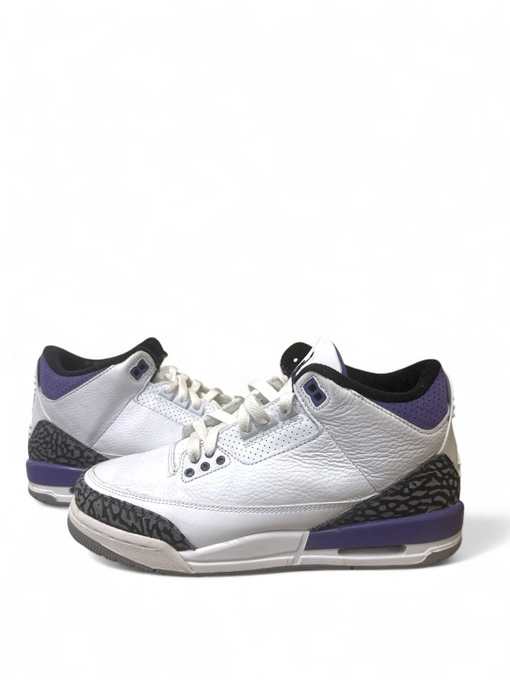 Jordan 3 Retro Dark Iris 6.5Y sneakers featuring a white and purple color scheme with classic design elements.