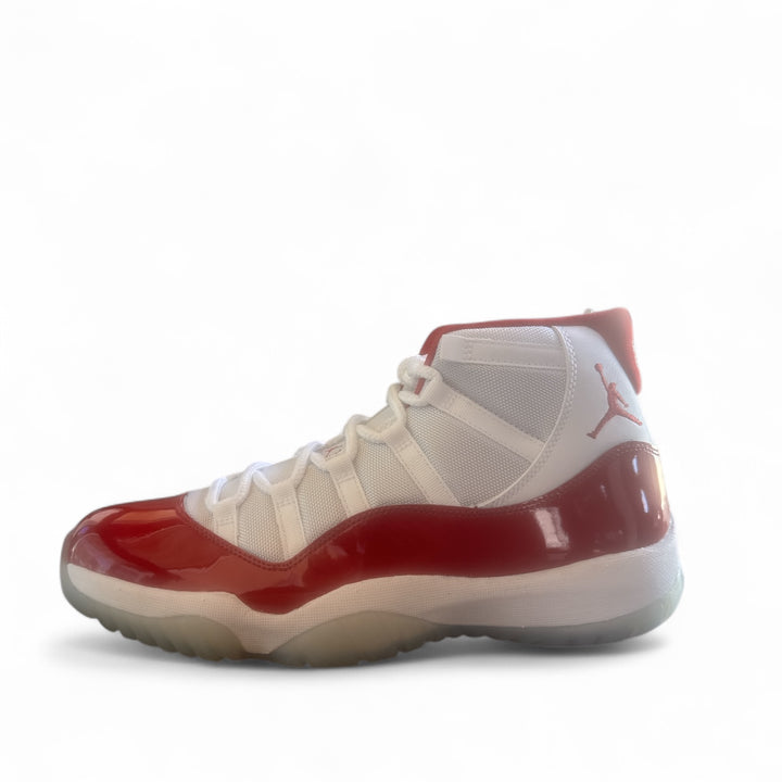 Jordan 11 Retro Cherry (2022)