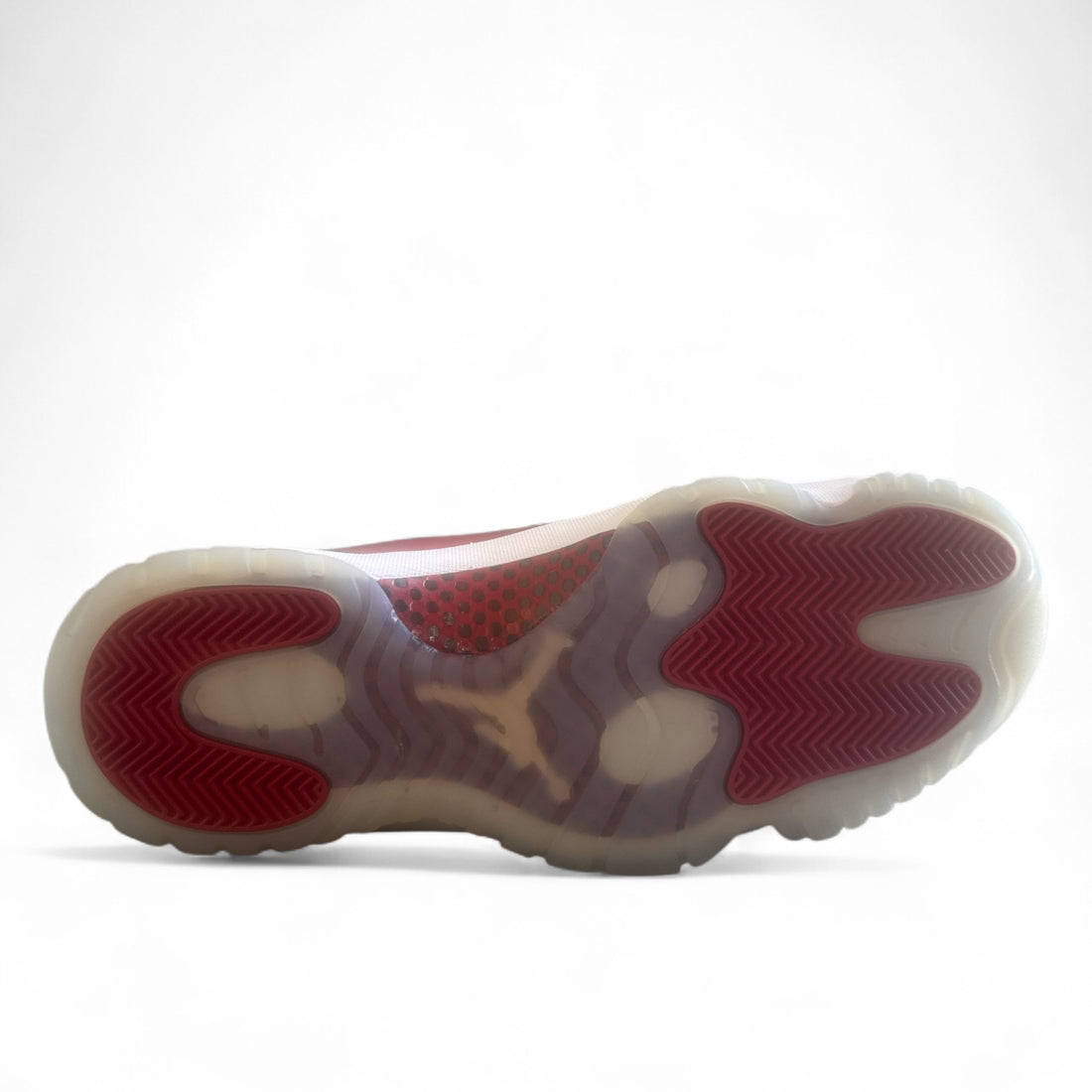 Jordan 11 Retro Cherry (2022)